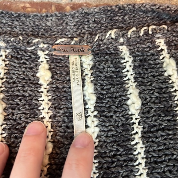 Free People Rabbit in the Moon Chunky Knit Oversized Cardigan Sweater - Picture 3 of 4